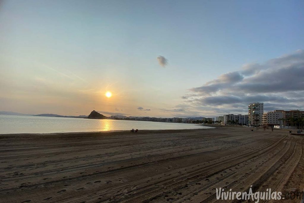 playa de las delicias en aguilas