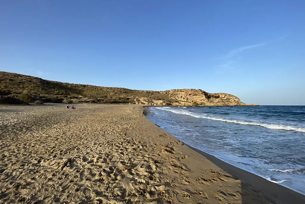 playa la higuerica aguilas